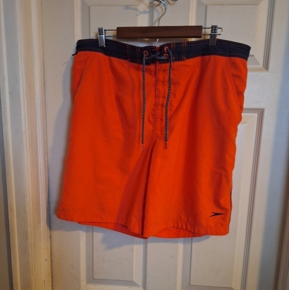 Speedo Men's swimming trunks size XL - Picture 1 of 4
